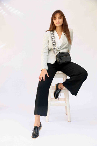 Small Black Camera Bag with Decor Strap | willowtreedesigns