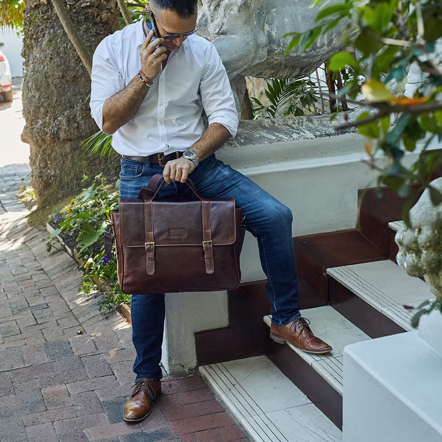 Men's Brown Deluxe Laptop Bag